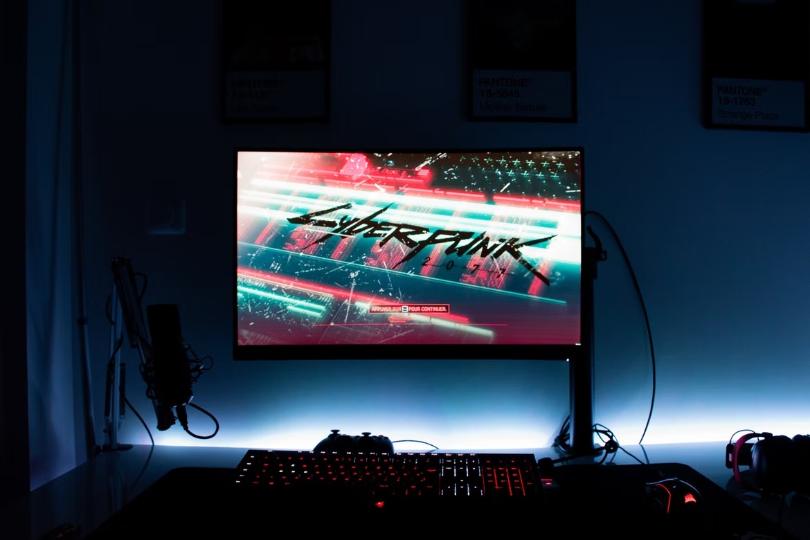 first image of the article